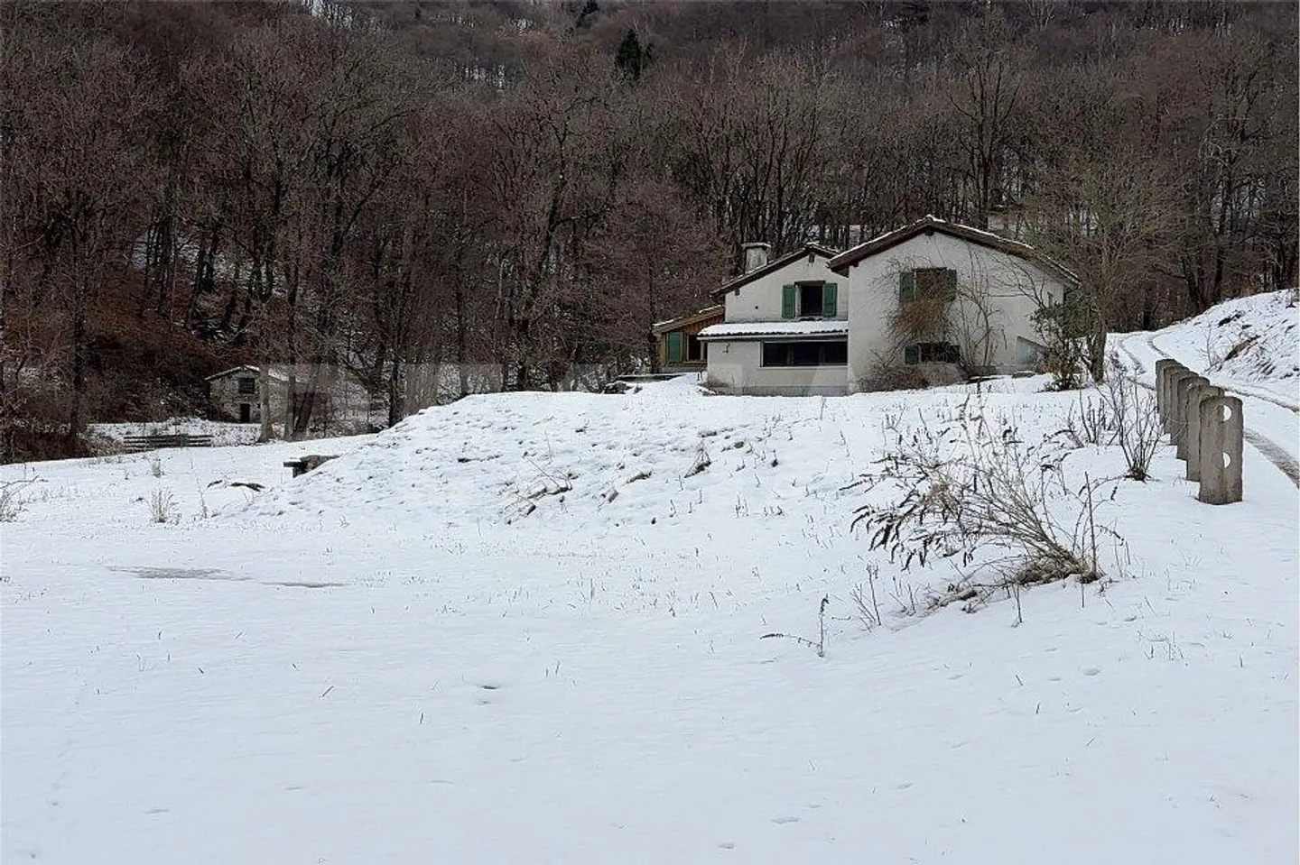 Authentic nature, silence and space to live - Photo 8 of 13