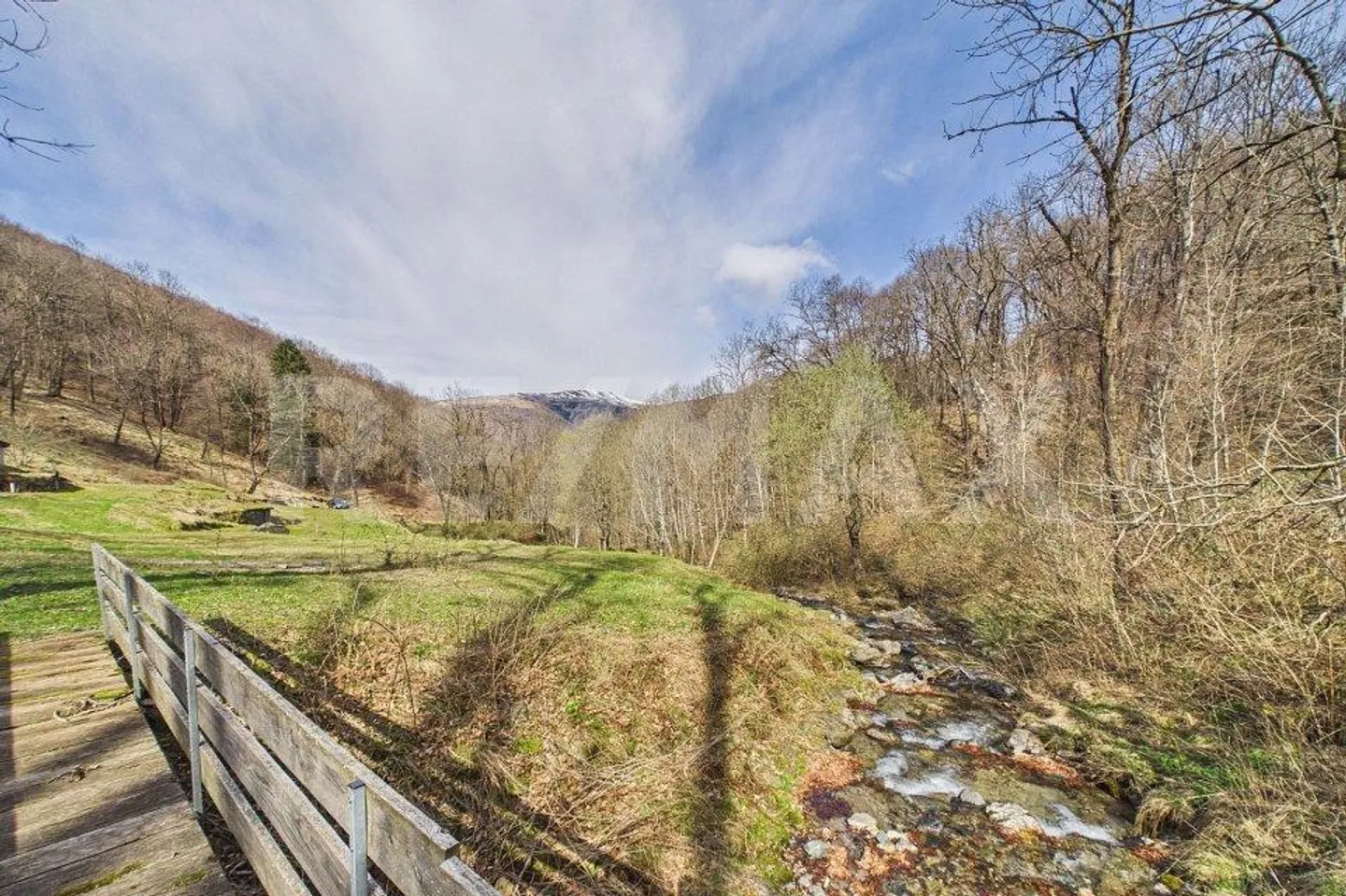 Authentic nature, silence and space to live - Photo 11 of 13