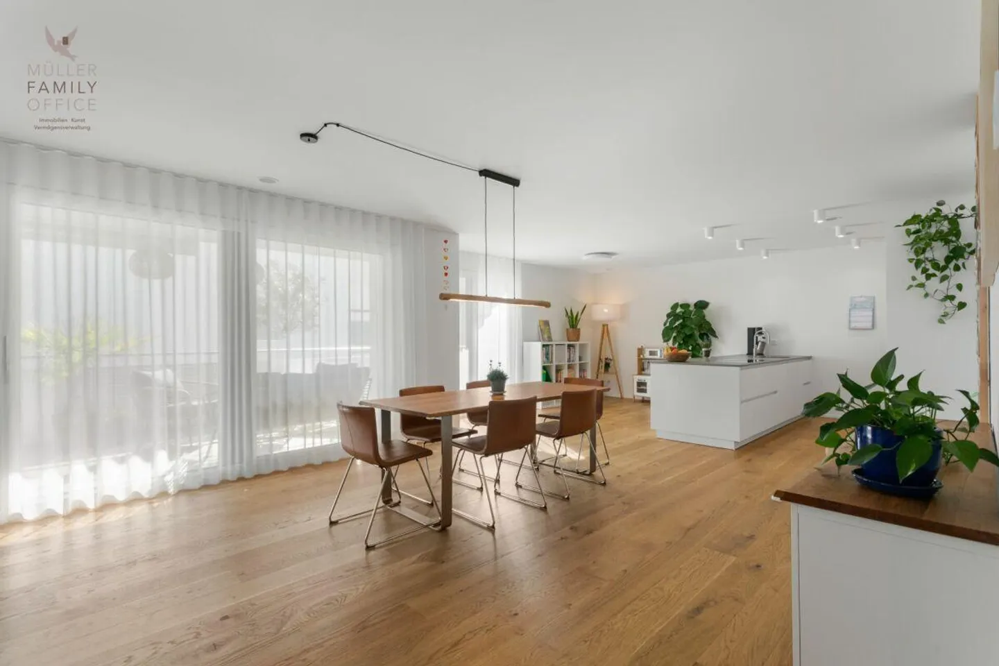 Appartement Minergie 5 1/2 pièces neuf avec grand balcon et finition de haute qualité - Photo 1 sur 13