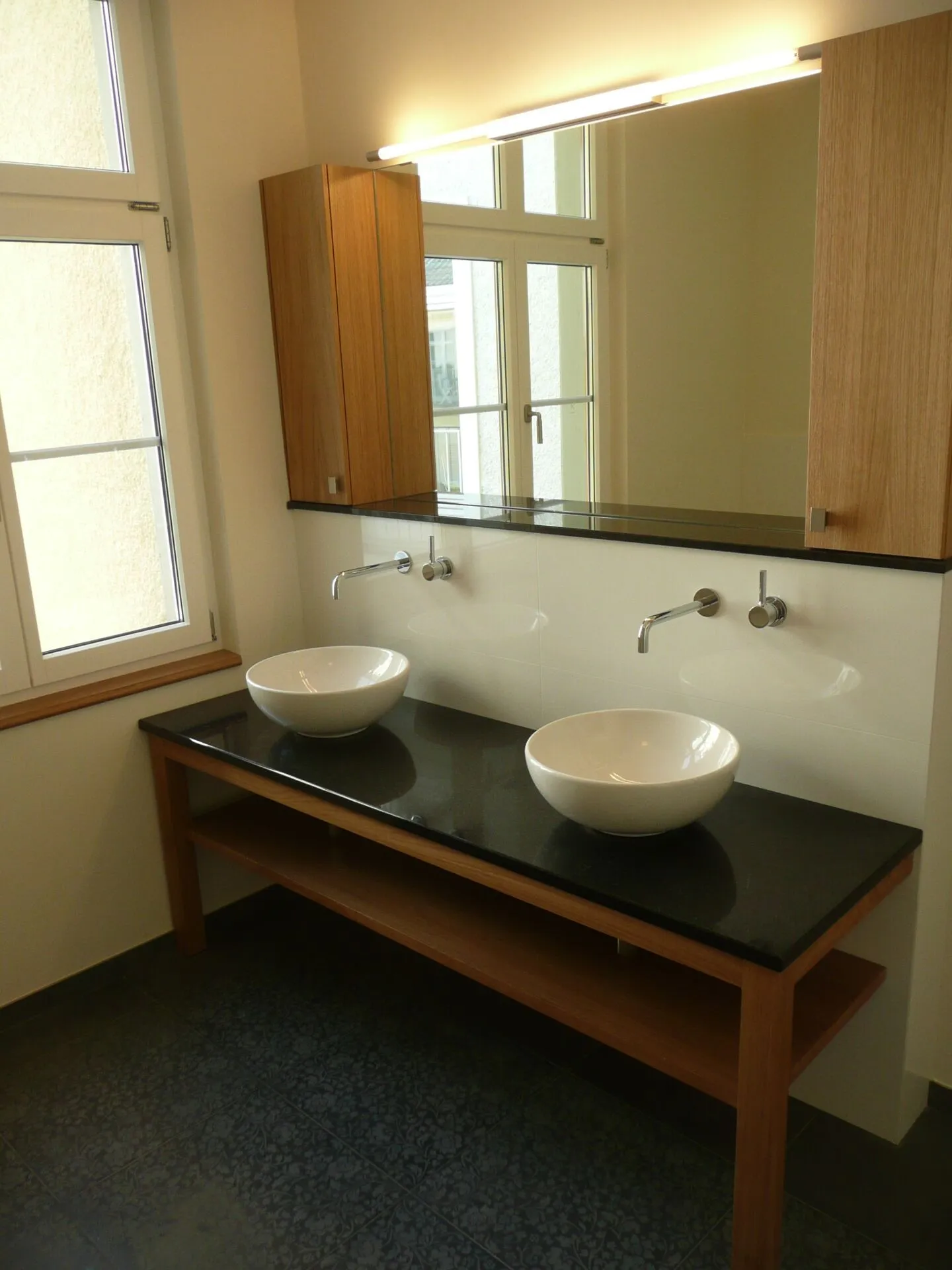 Charming 4.5-room old building apartment on the 1st floor in a Jugendstil corner property! - Photo 7 of 8
