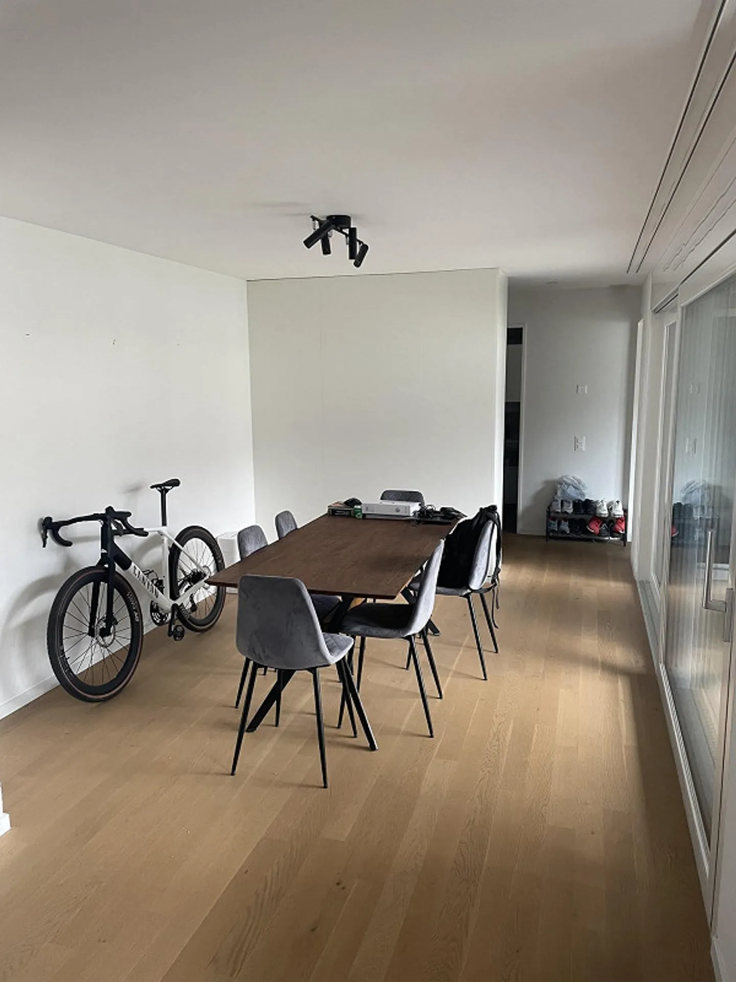 Nachmieter für helle 2 1/2 Zimmerwohnung - Photo 3 sur 8