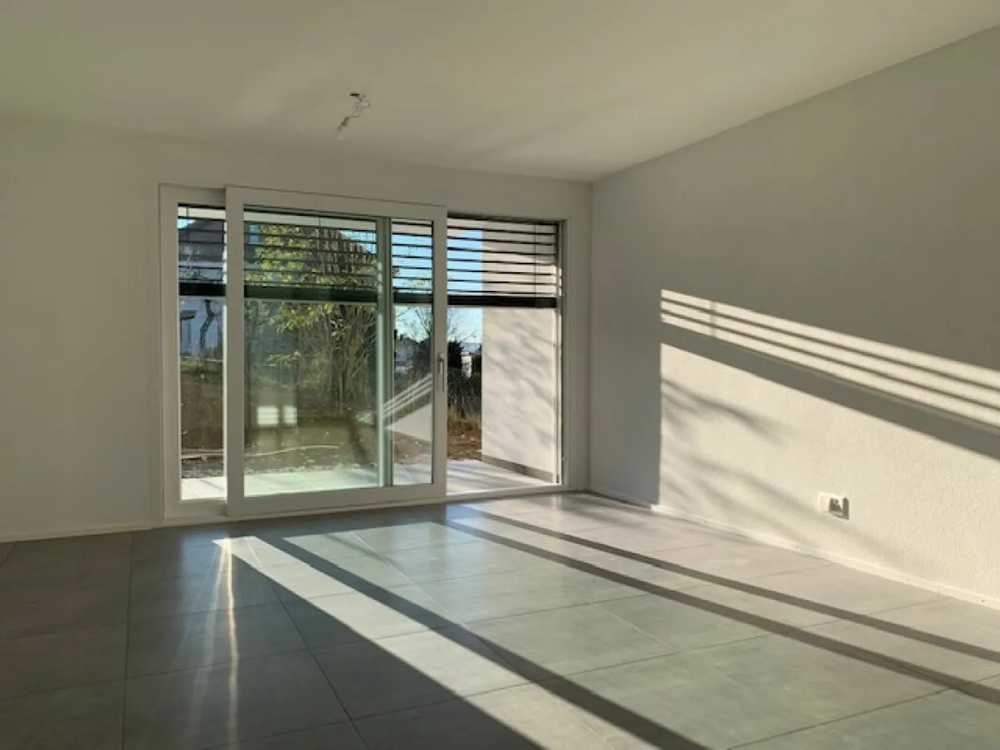 Appartamento di 2,5 locali al piano terra a Misery-Courtion - Foto 1 di 17