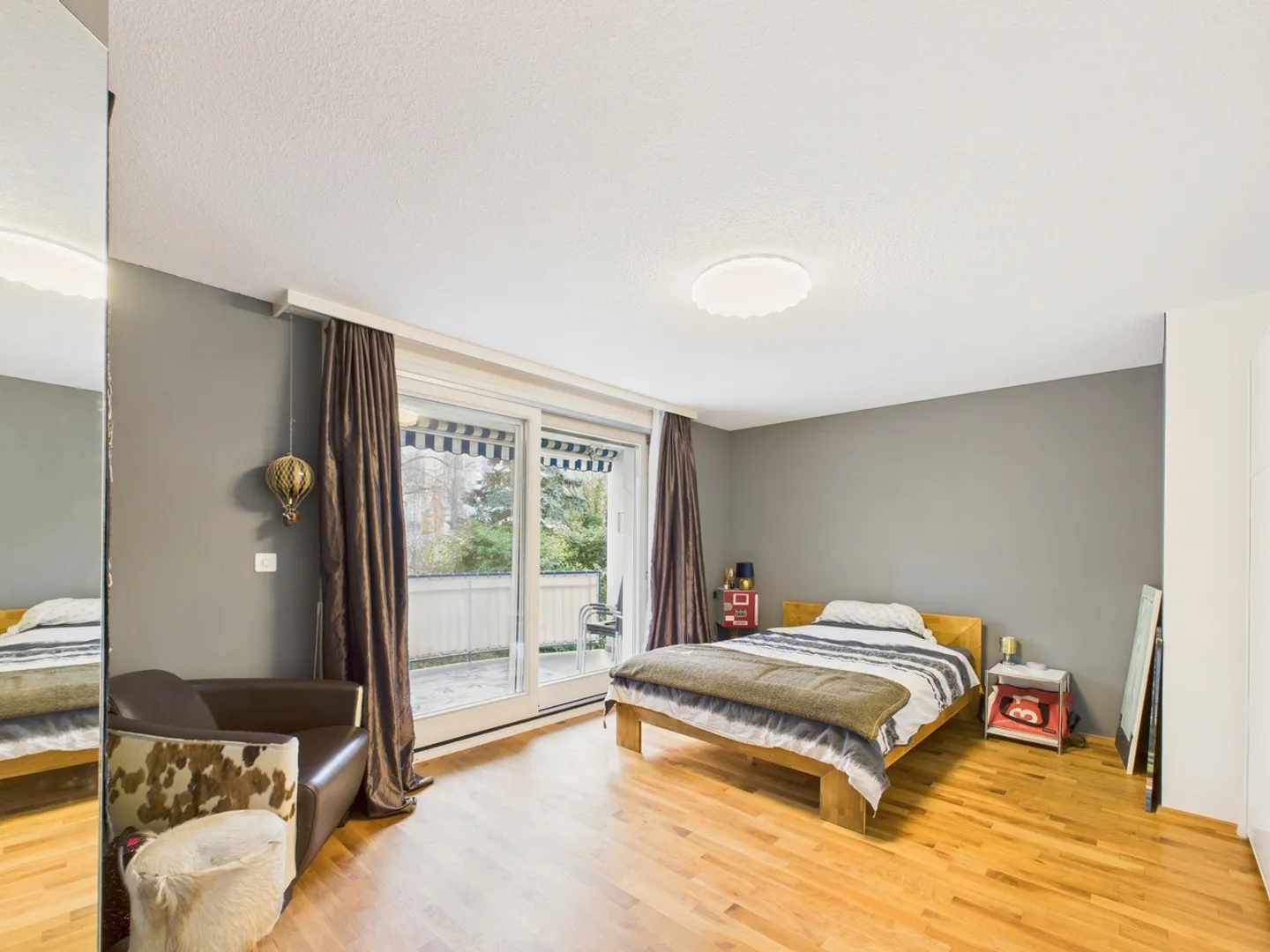 Charmante und grosszügige 4.5 Zimmer Wohnung mit herrlicher Seesicht - Foto 7 von 12