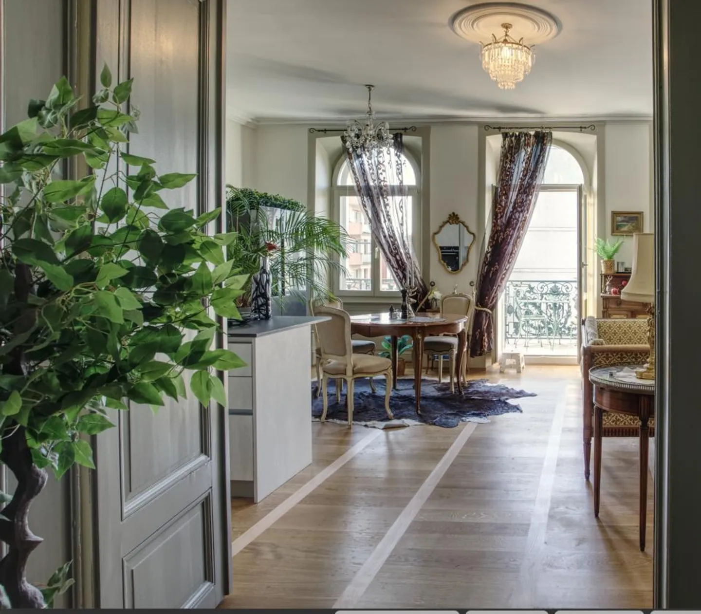 Elegante Wohnung mit Terrasse - Foto 1 von 6