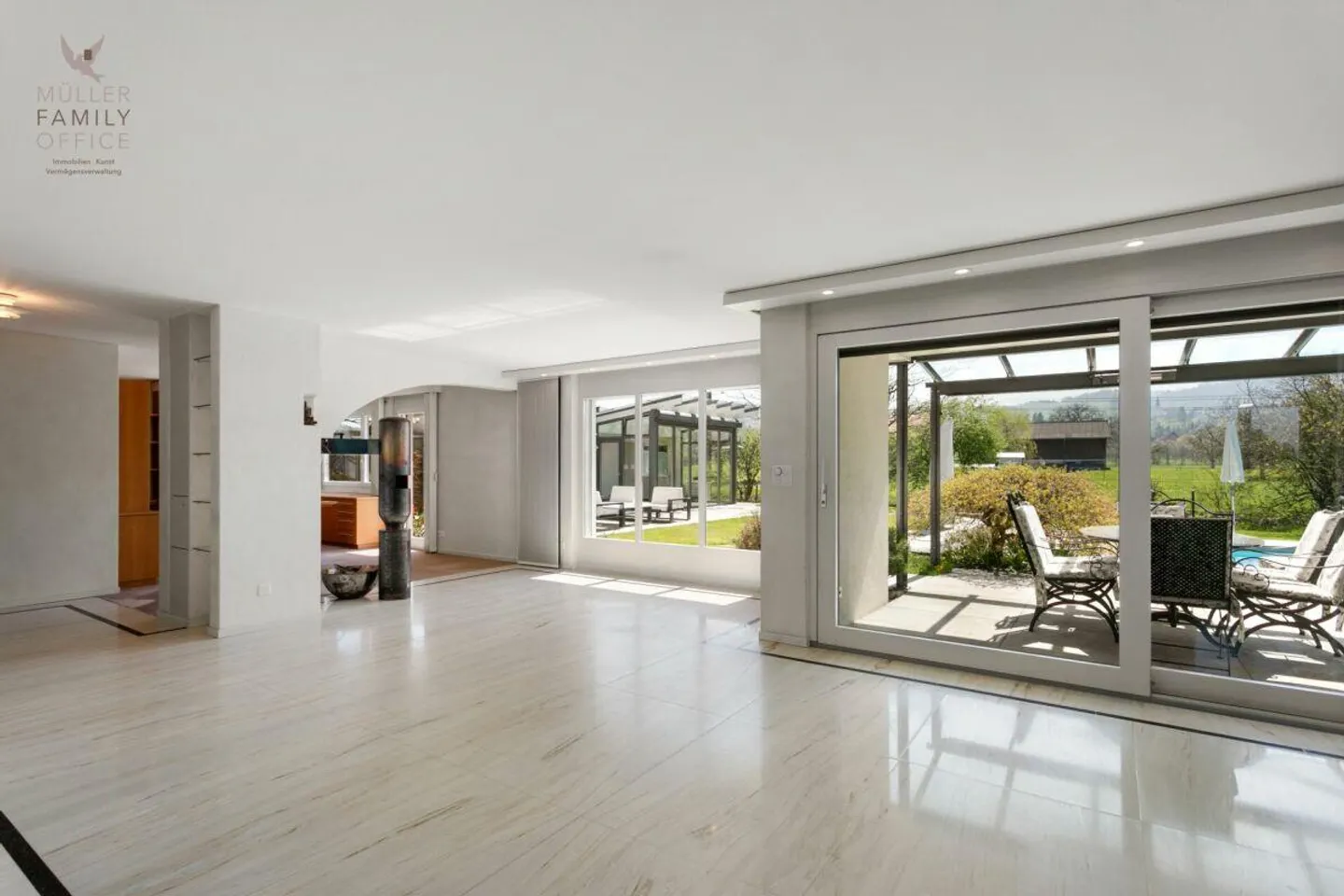 Elegant Single-Family Home with Dreamlike Garden and Pool Idyl - Photo 10 of 13