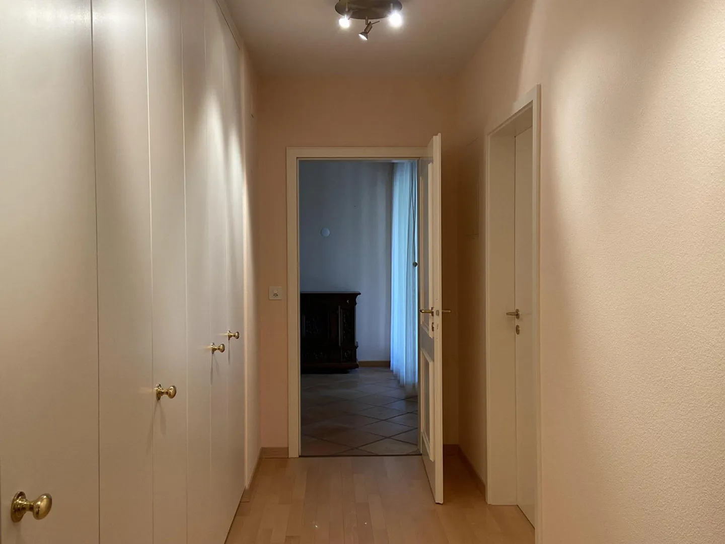Vivre avec style : 6,5 pièces au cœur de Winterthur - Photo 6 sur 13
