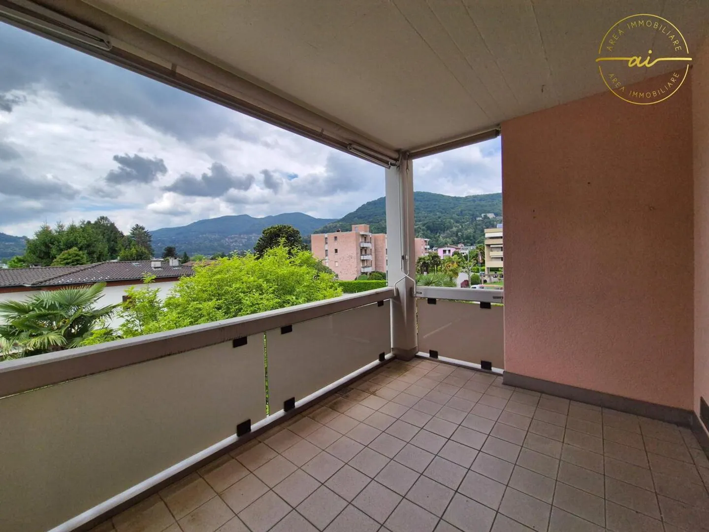 APPARTEMENT 3.5 PIÈCES À QUELQUES PAS DU LAC À CASLANO - Photo 8 sur 13