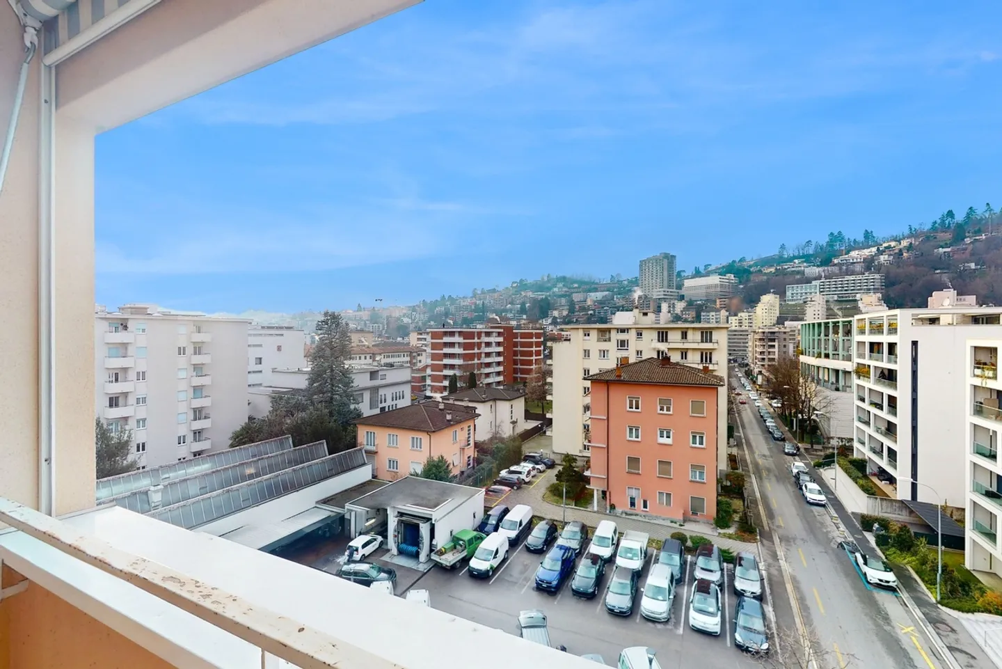 Appartamento spazioso a Lugano - Foto 1 di 10