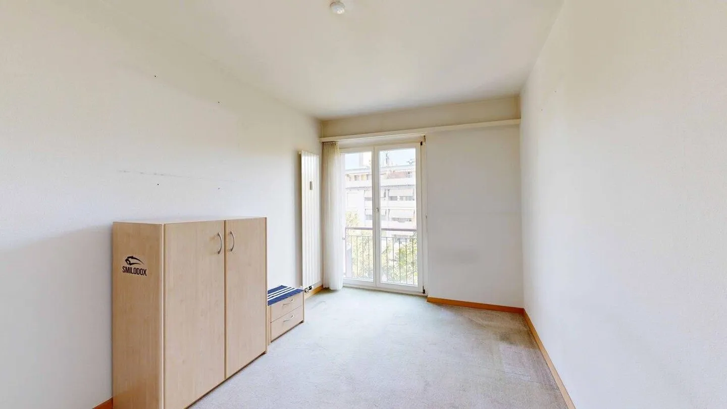 Appartement spacieux de 3,5 pièces avec deux balcons - Photo 5 sur 10