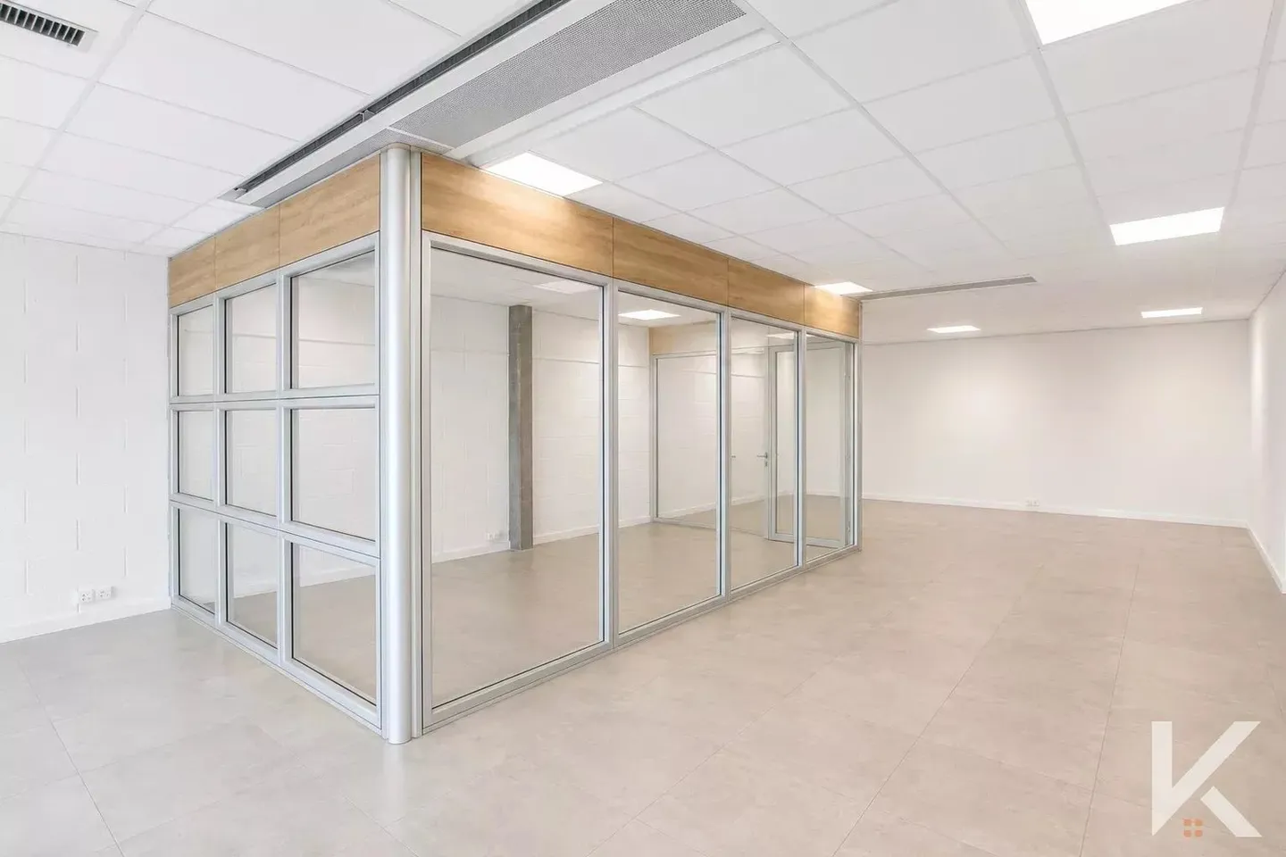 Ufficio idealmente situato a Monthey - Foto 2 di 12