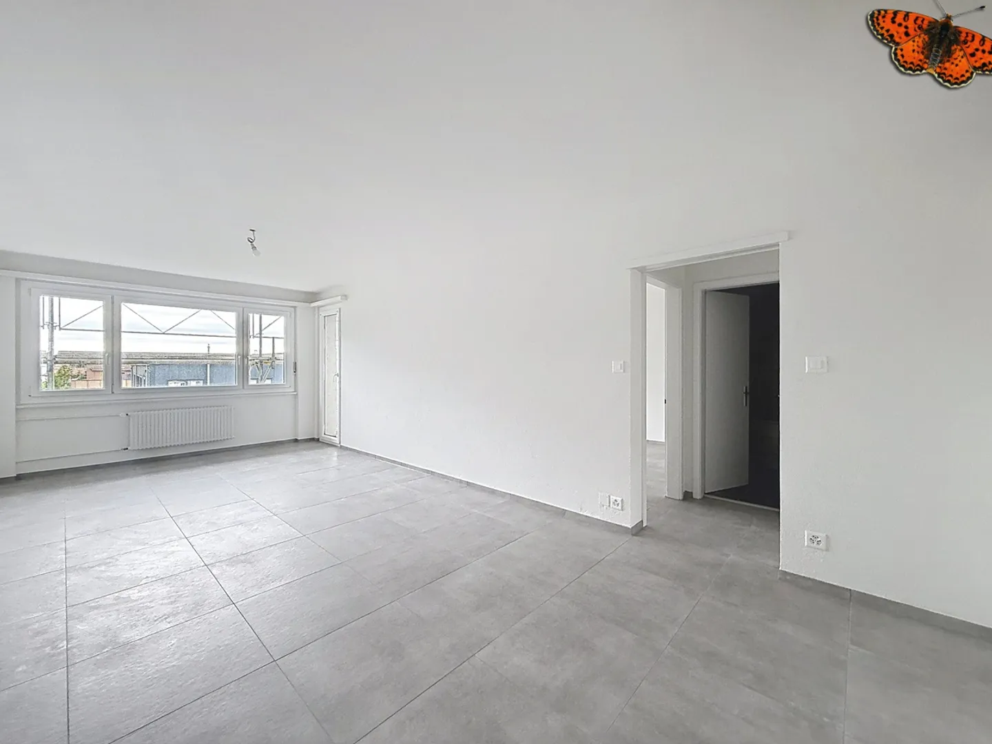 3-ZIMMER-WOHNUNG - Mit einem Balkon - Foto 3 von 9