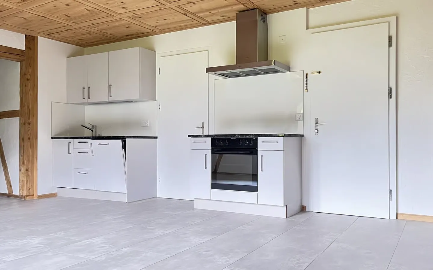 Charmante 3-Zimmer-Wohnung in Kandersteg – Renoviert und idyllisch gelegen - Foto 2 von 6