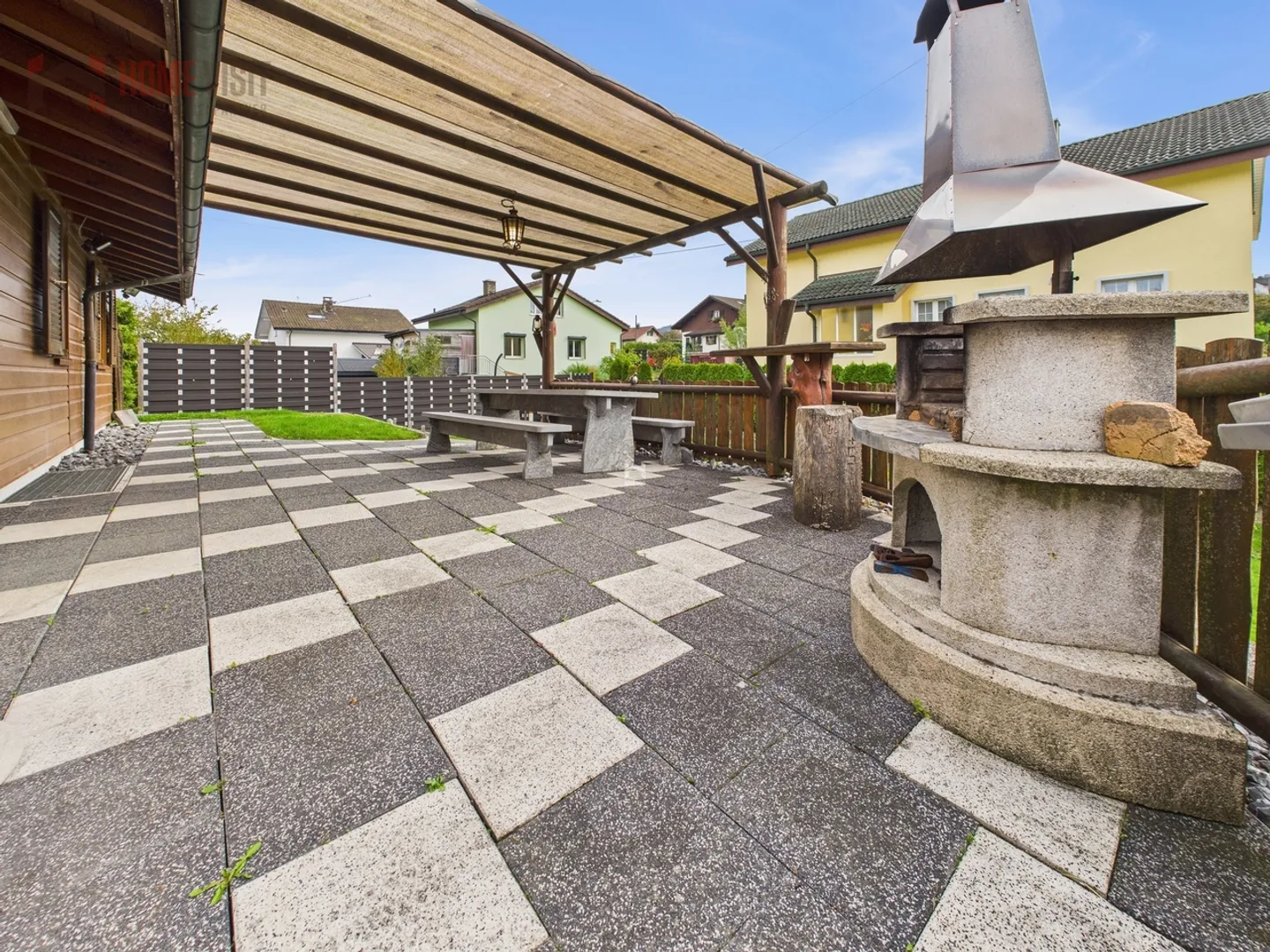 «Einfamilienhaus mit Herz–Gartenparadies & Ausbaupotenzial in Safenwil» - Foto 12 von 14