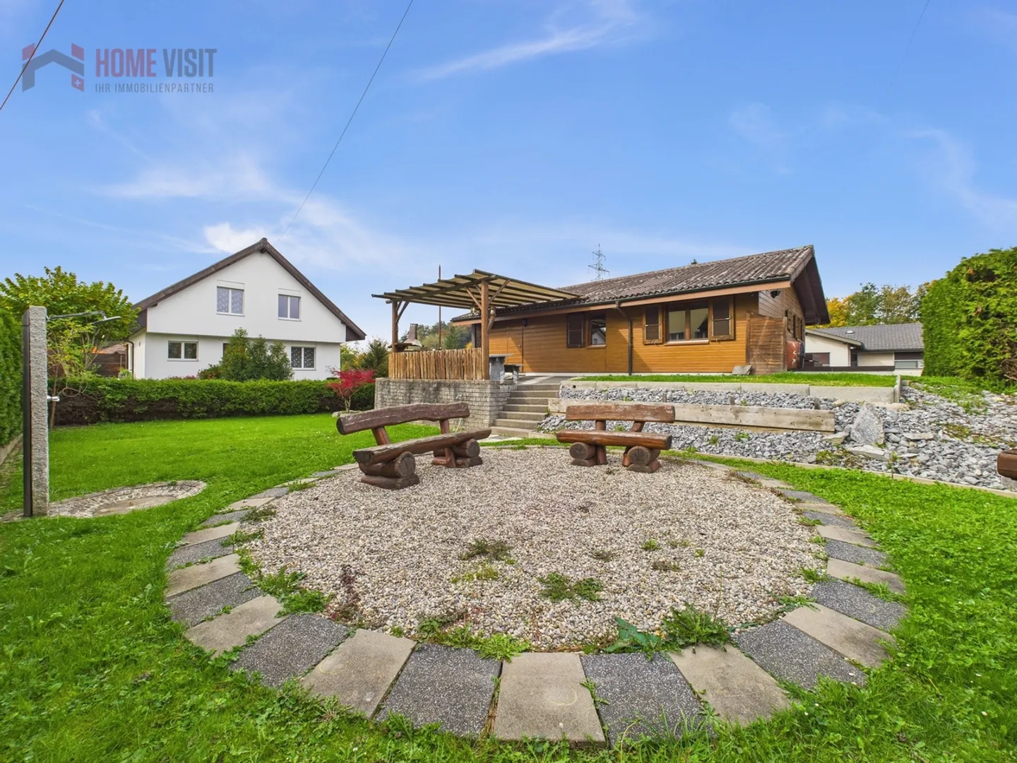 «Einfamilienhaus mit Herz–Gartenparadies & Ausbaupotenzial in Safenwil» - Foto 13 von 14