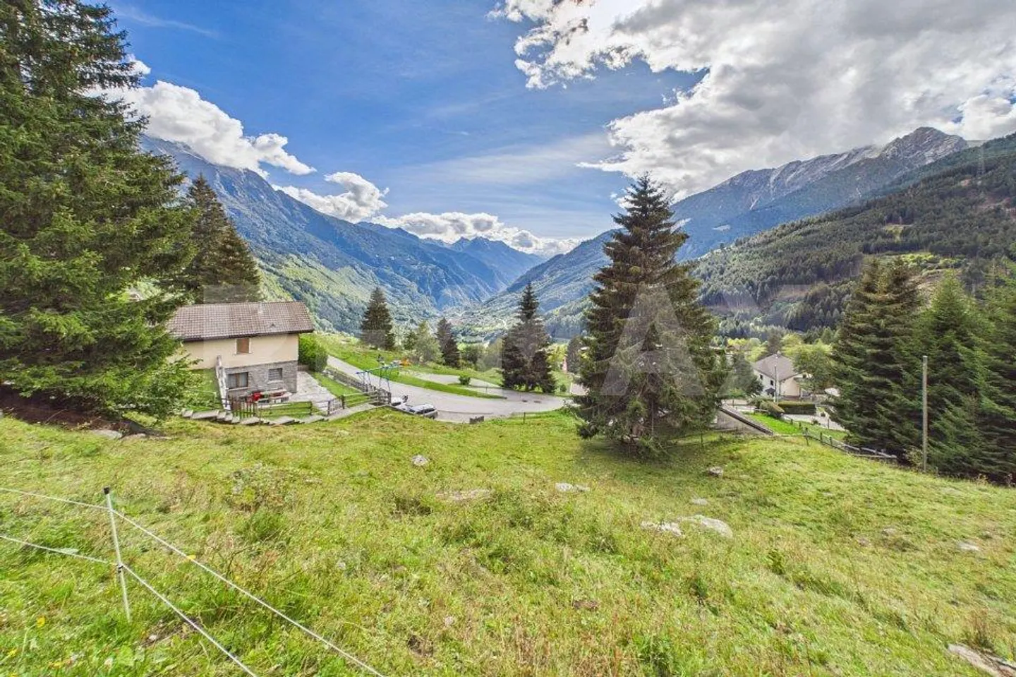 Grisons - Terrain constructible avec vue panoramique sur les montagnes - Photo 9 sur 13