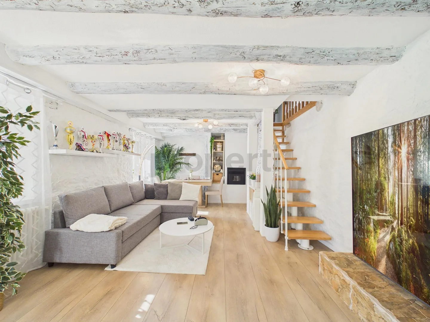 Villa 4.5 pièces avec piscine à Roveredo GR - Photo 2 sur 15