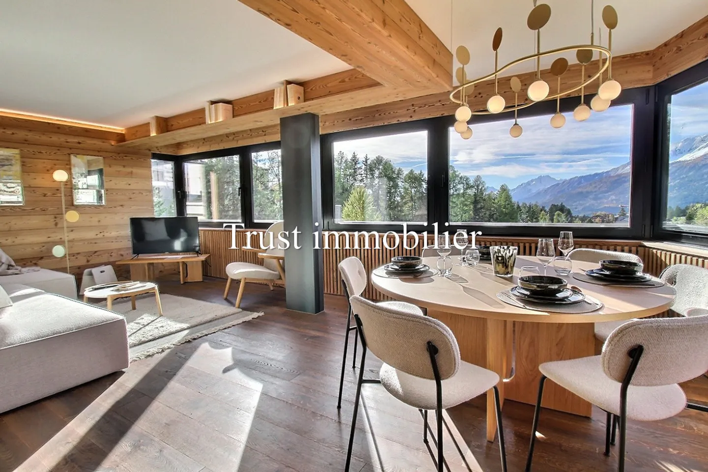4000. Exceptional Penthouse in the Heart of Crans - Photo 6 of 20