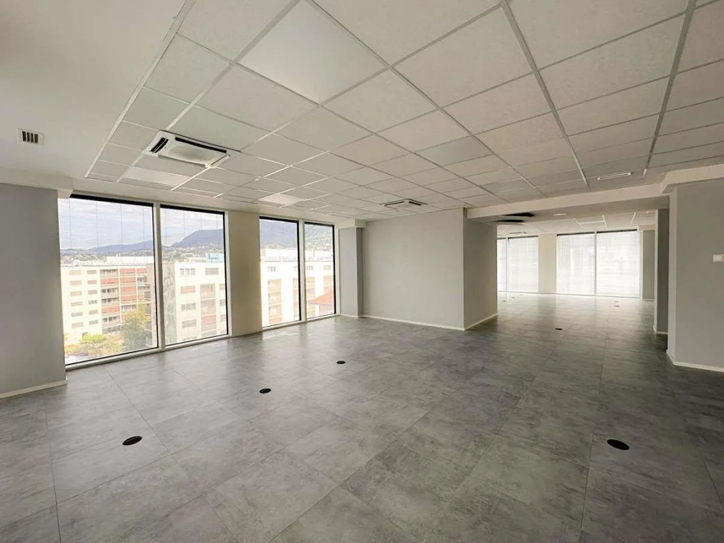 Chiasso: new construction offices near the customs - Photo 1 of 1