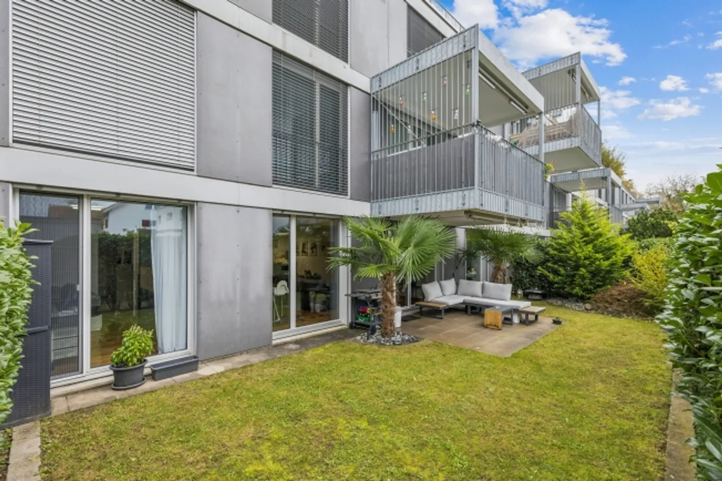 Stylish 3.5-Room Garden Apartment – Modern, Renovated & Minergie Certified - Photo 8 of 13