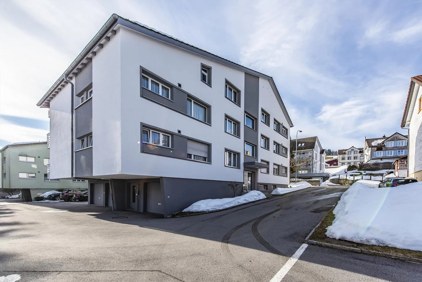 Stai cercando un parcheggio a Degersheim? - Foto 2 di 2