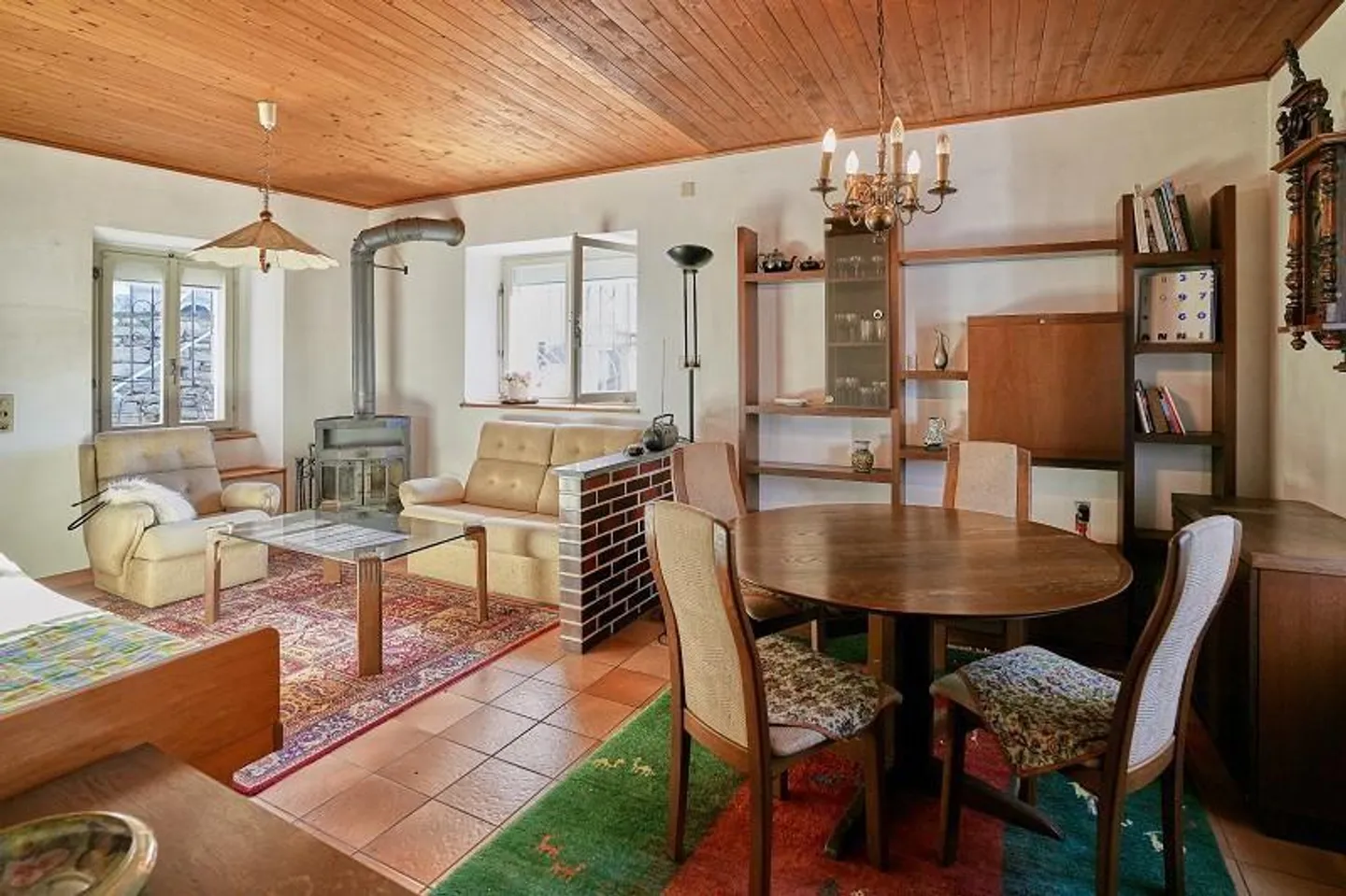 4 1/2-Room House with Two Outbuildings in a Very Quiet, Sunny Location... - Photo 9 of 41