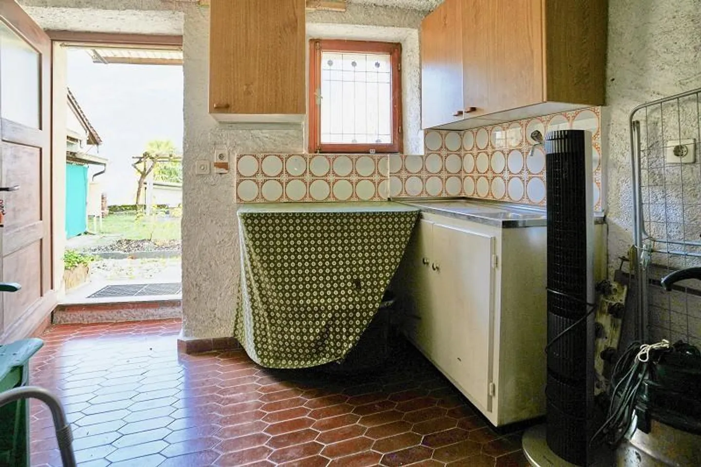4 1/2-Room House with Two Outbuildings in a Very Quiet, Sunny Location... - Photo 23 of 41