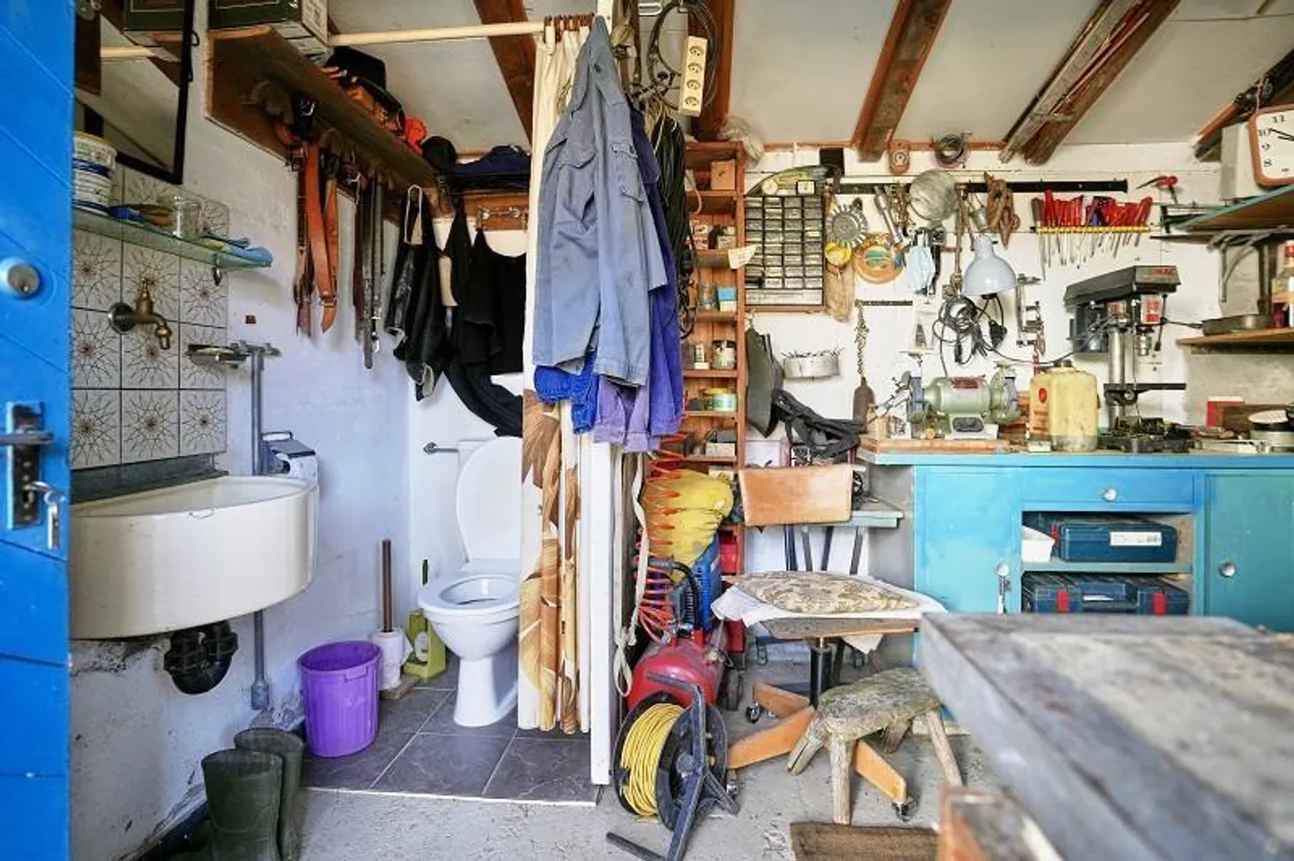 4 1/2-Room House with Two Outbuildings in a Very Quiet, Sunny Location... - Photo 26 of 41