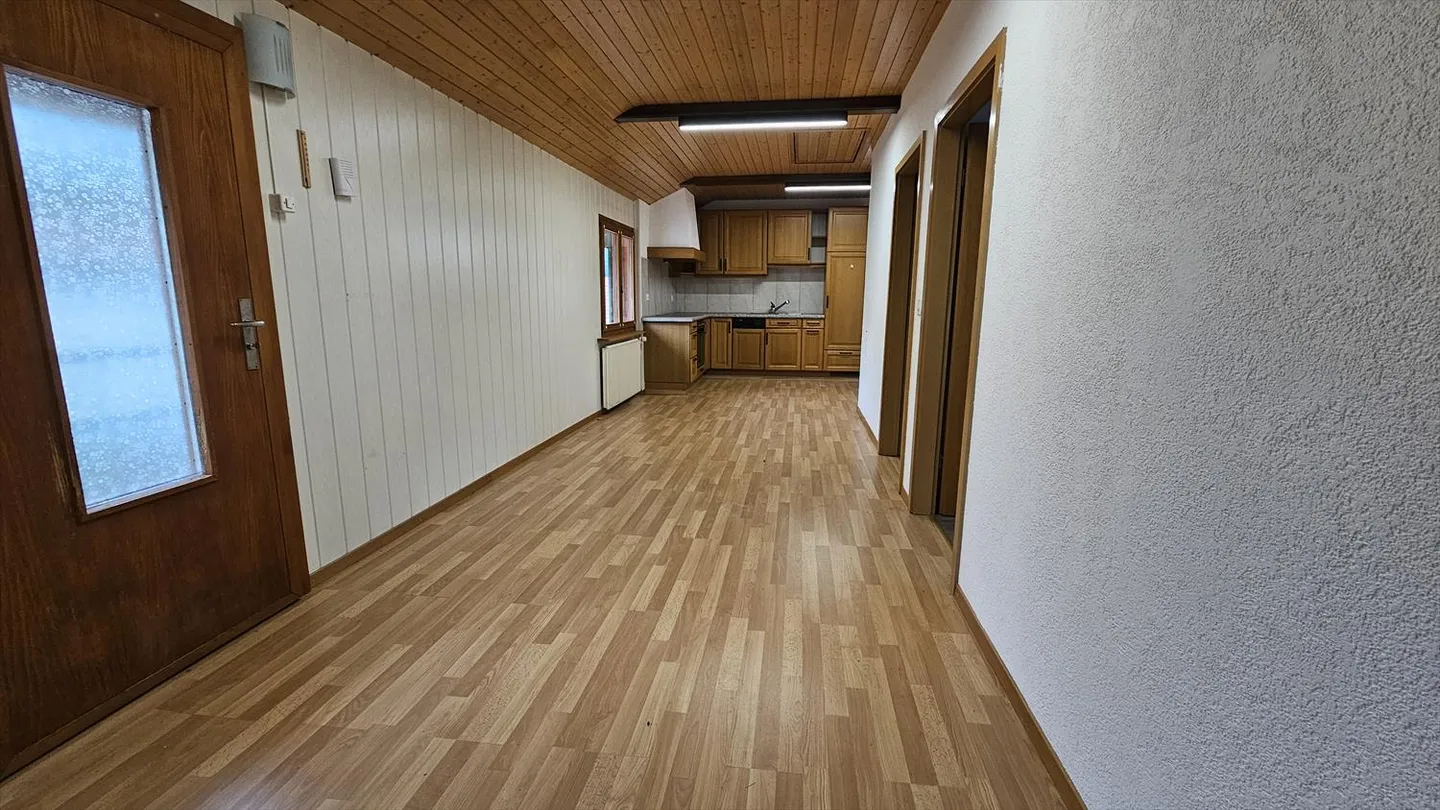 Top floor 3.5 rooms - Photo 2 of 8