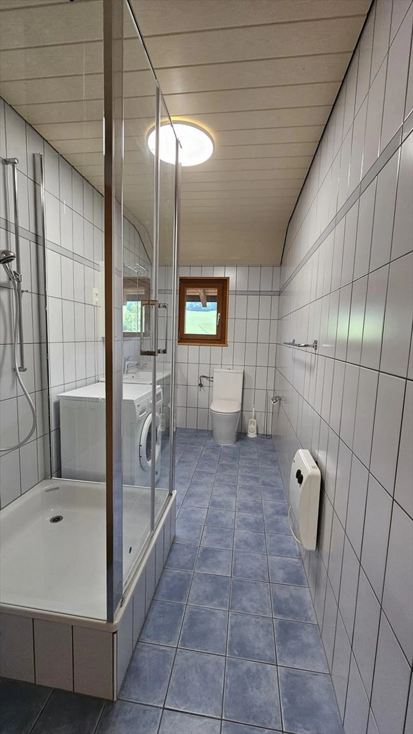 Top floor 3.5 rooms - Photo 6 of 8