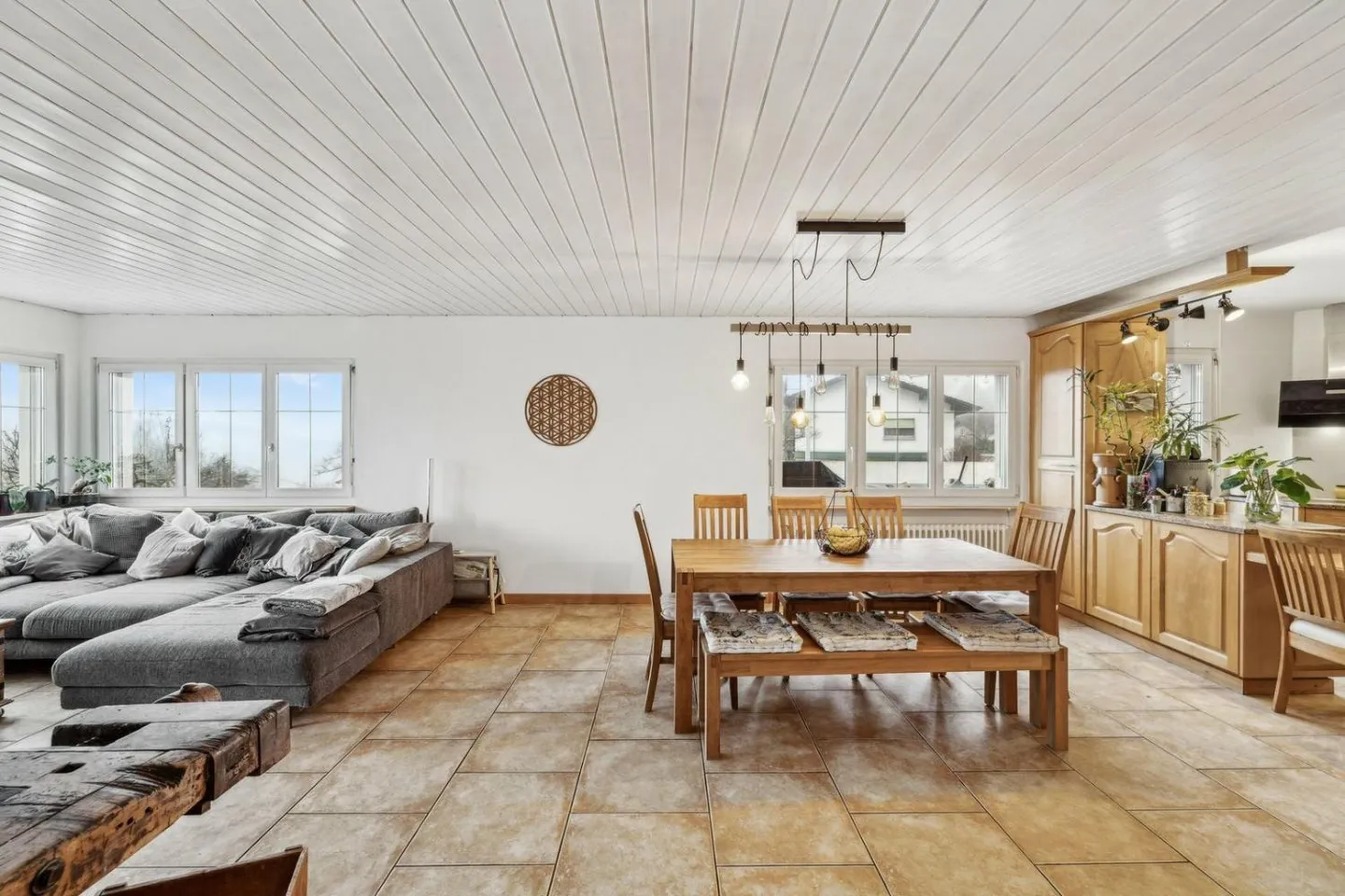 Casa familiare con grande terreno a St.-Triphon - Foto 3 di 13