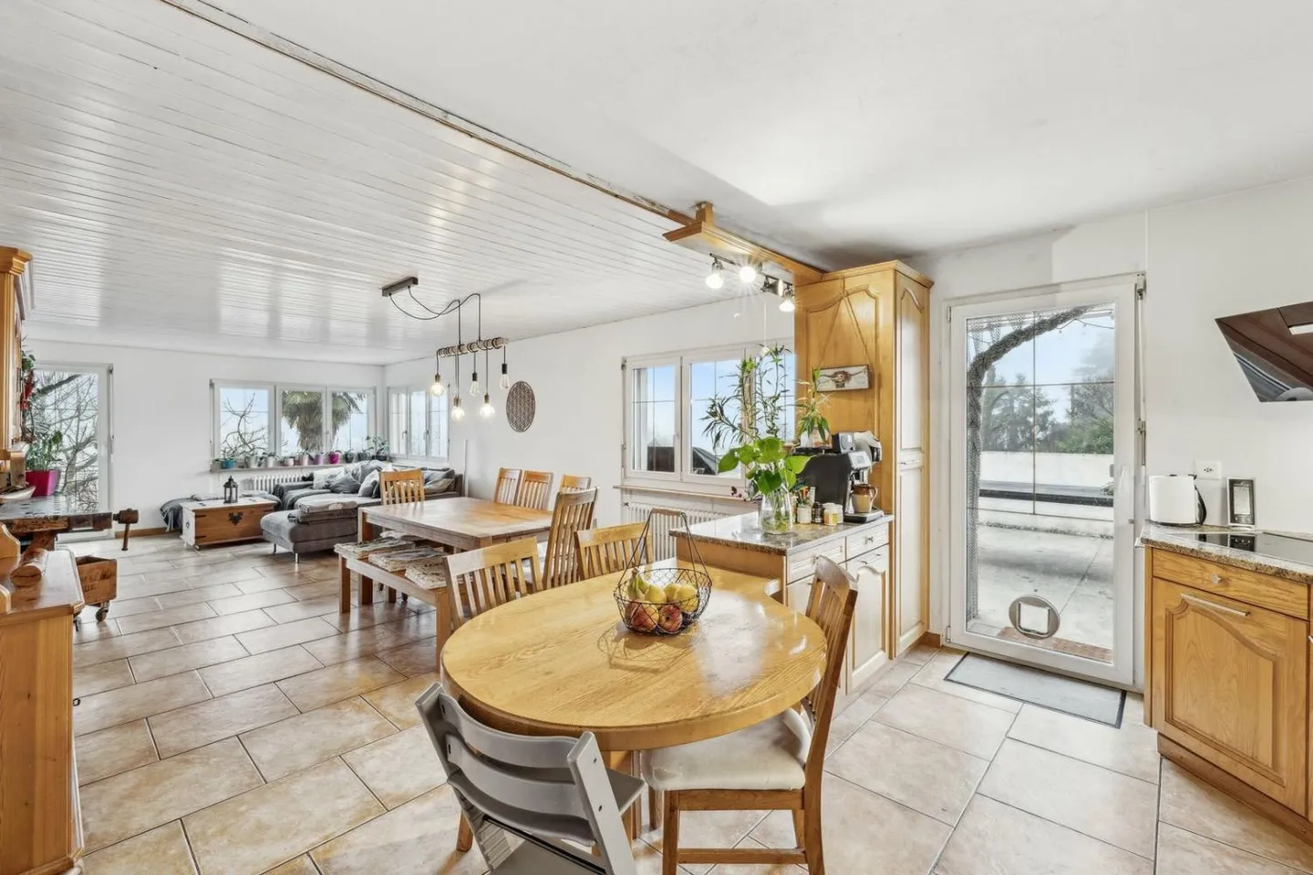 Casa familiare con grande terreno a St.-Triphon - Foto 1 di 13