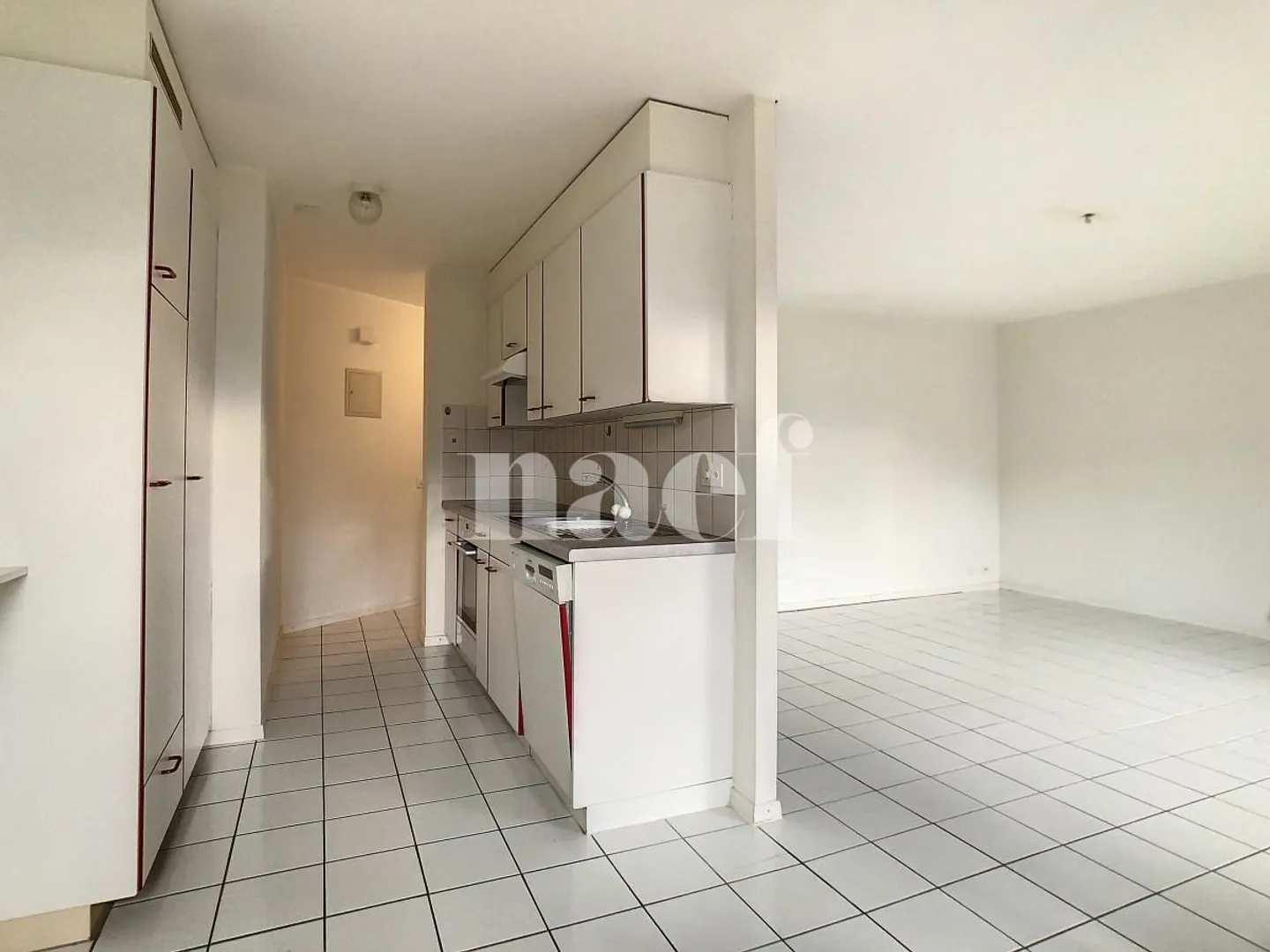Appartement au Rez-de-Chaussée avec Jardin - Photo 4 sur 7