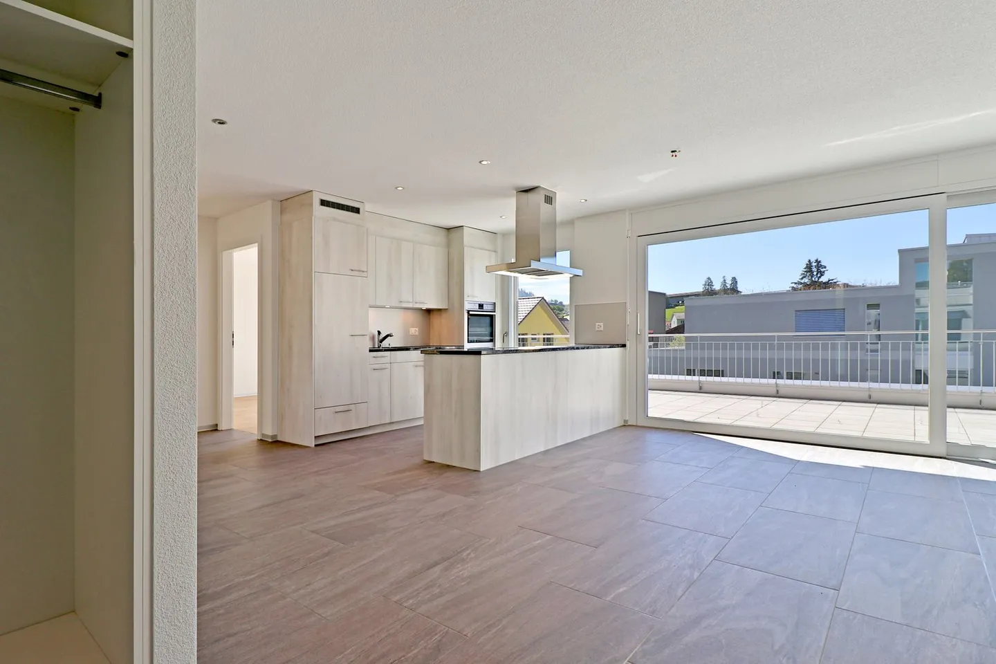 Appartements en attique modernes avec vue panoramique à Biglen - Photo 3 sur 11