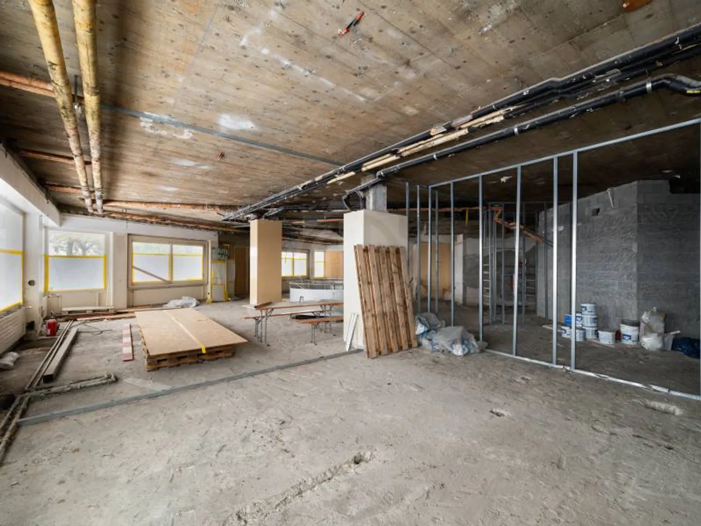 Espaces commerciaux disponibles à concevoir - Photo 2 sur 3