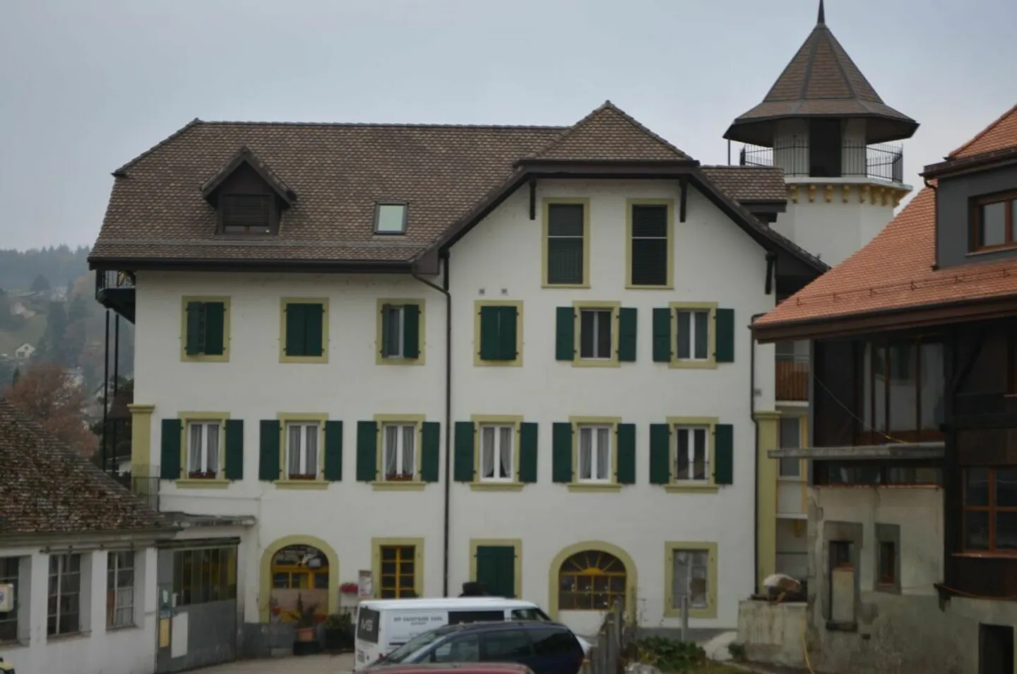 Grand Dépôt au Rez-de-Chaussée - Photo 1 sur 2