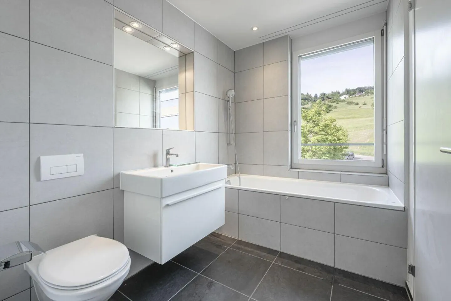 Lichtdurchflutete 3.5-Zimmer-Wohnung mit hochwertigem Innenausbau - Photo 6 of 9