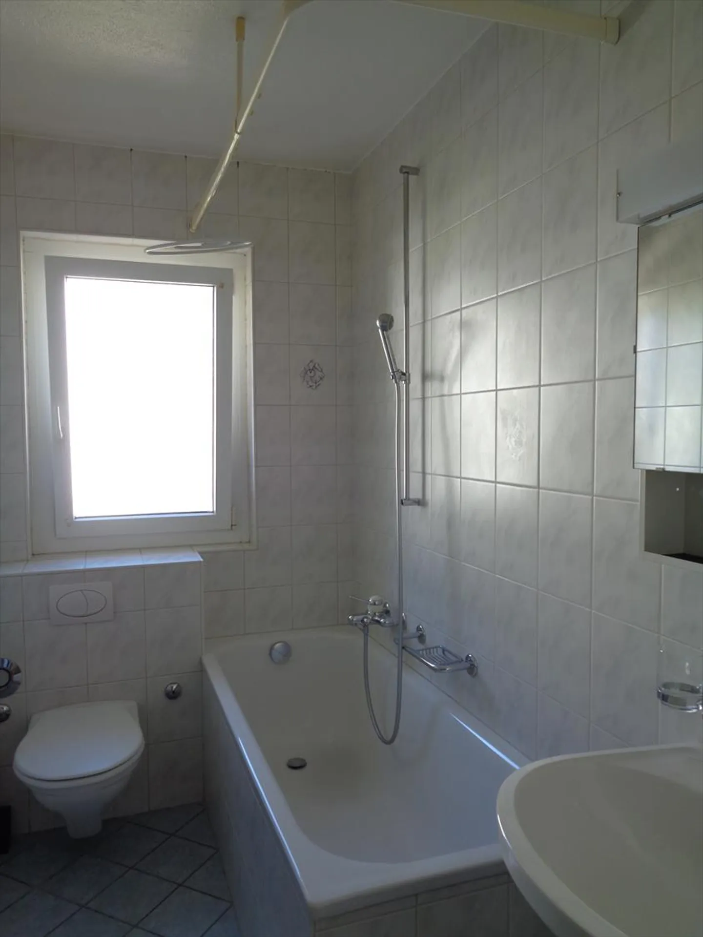 Appartement 2.5 pièces - Photo 4 sur 6