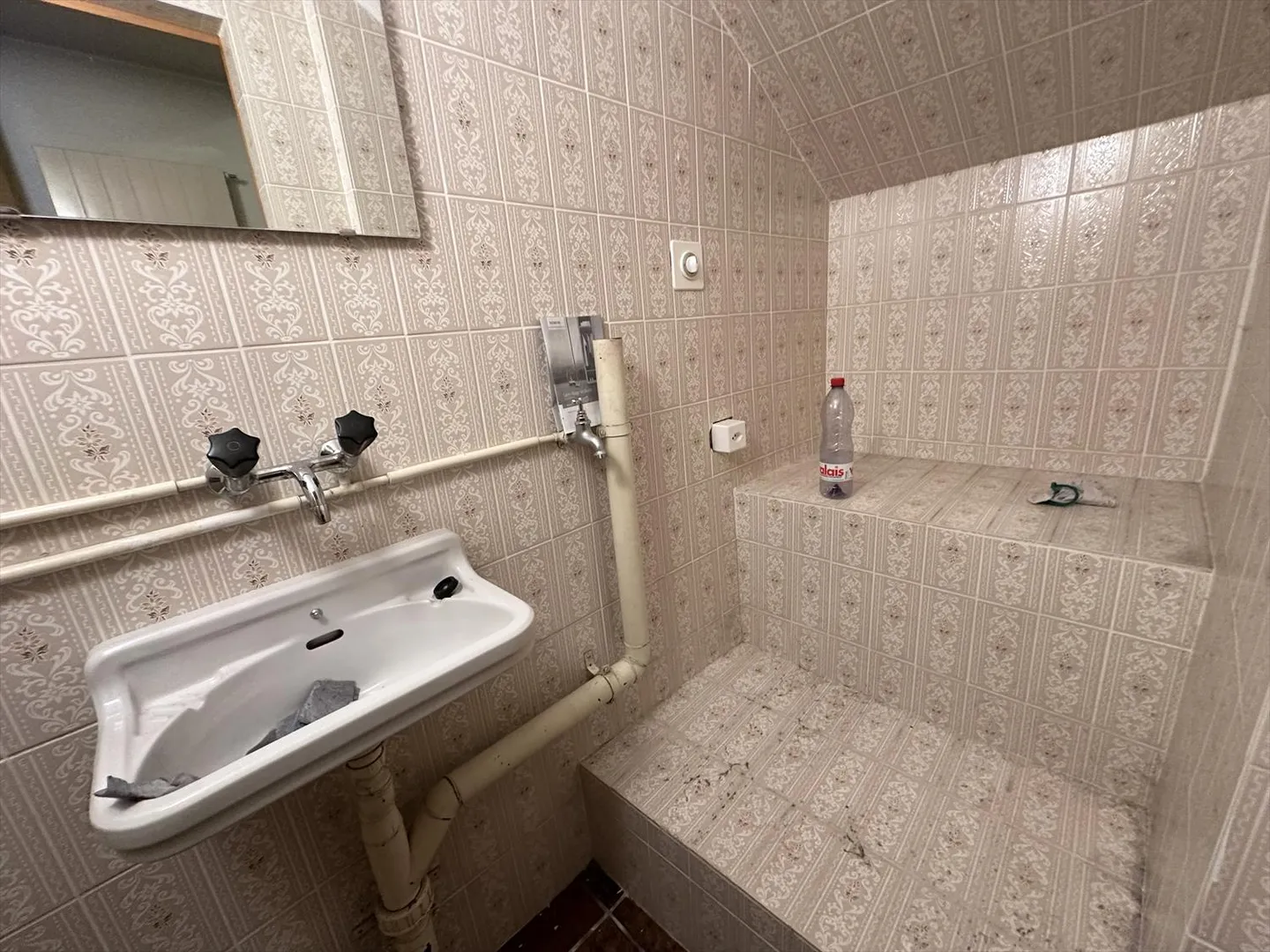 Flanthey – Charmantes Villa mit 3.5 Zimmern, Terrasse, Rasen und Doppelgarage - Foto 27 von 42