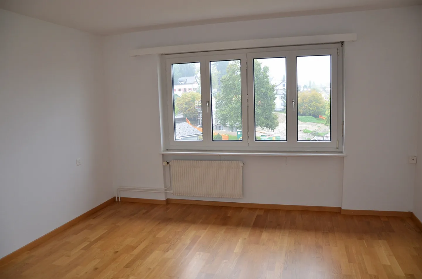 Spacious 3-room apartment with balcony - Photo 3 of 9