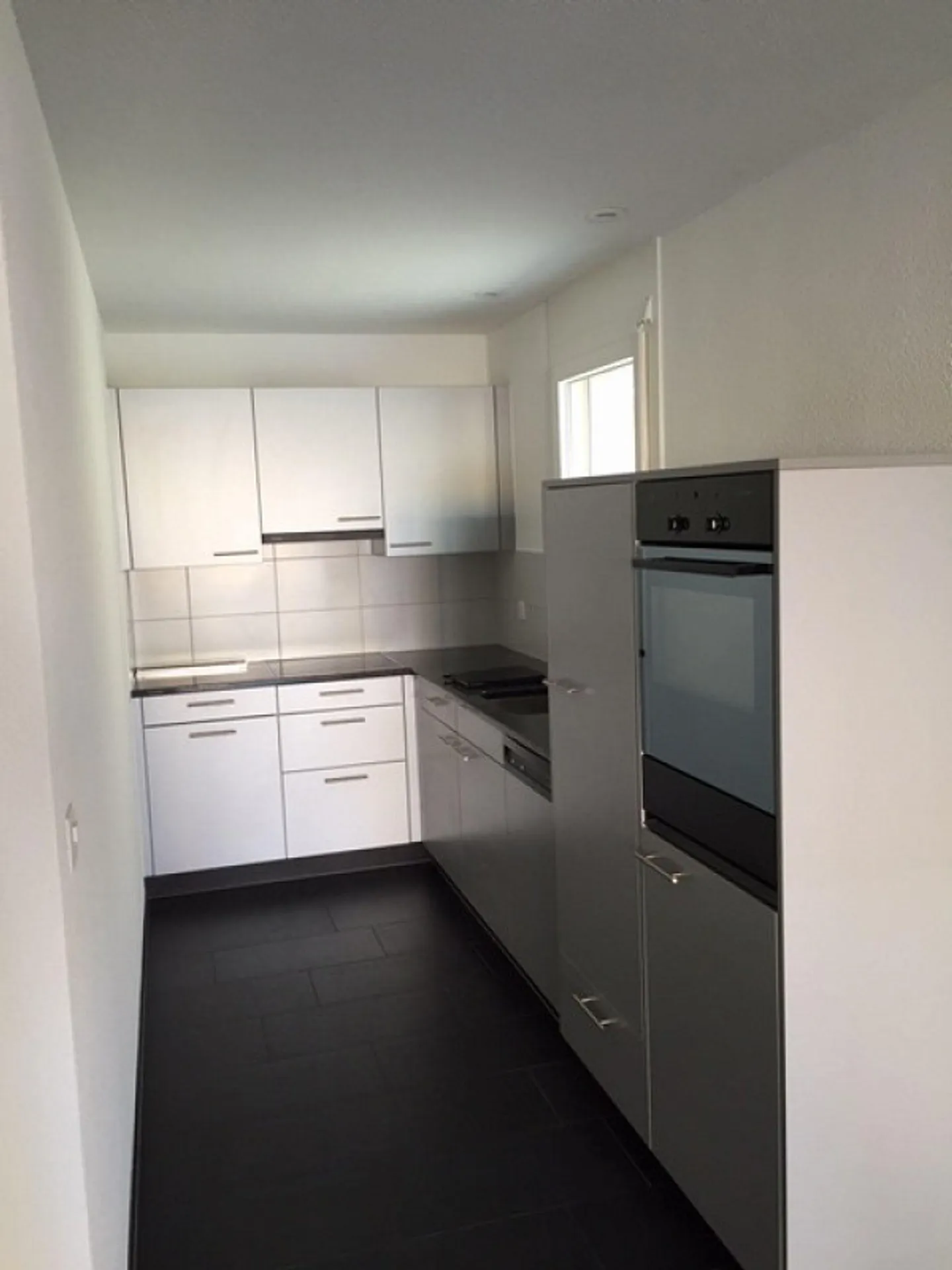 Appartamento 3 locali in edificio moderno - Foto 1 di 8