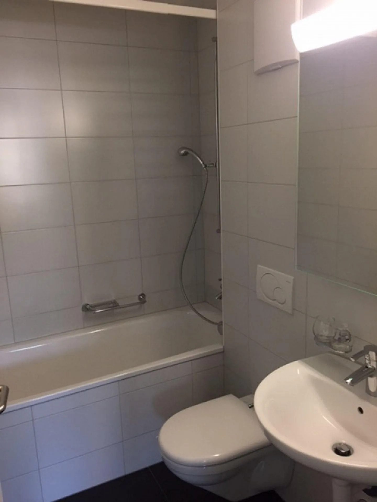 Appartamento 3 locali in edificio moderno - Foto 2 di 8