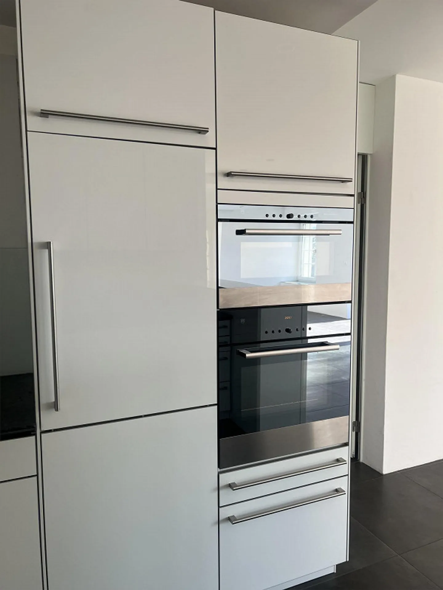 3.5-Room Garden Apartment in a Quiet Location in Zurich - Photo 4 of 9