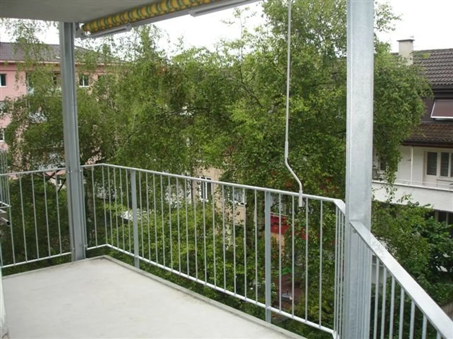 moderne 2 Zimmerwohnung mit Balkon! - Foto 1 von 4