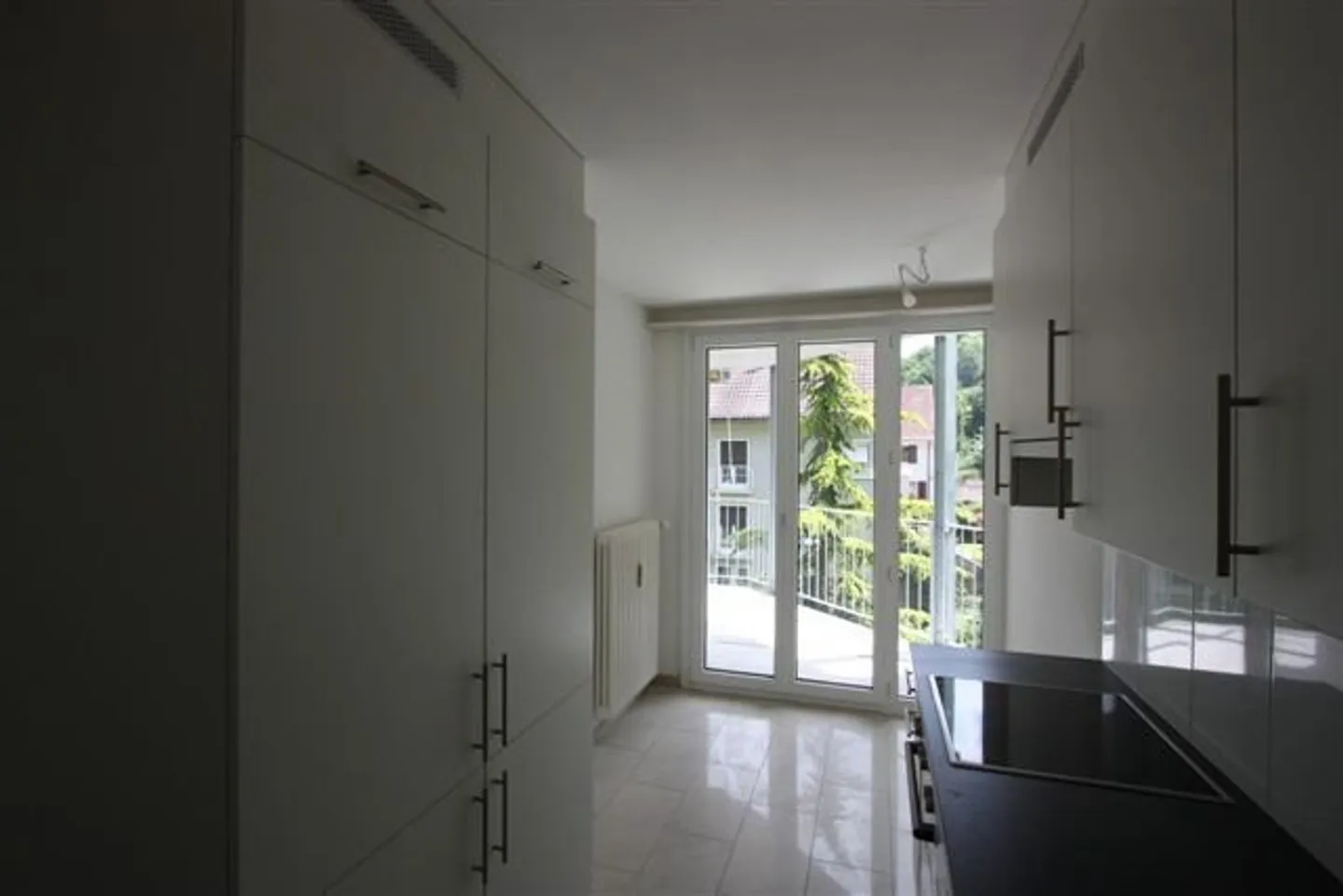 moderne 2 Zimmerwohnung mit Balkon! - Foto 2 von 4