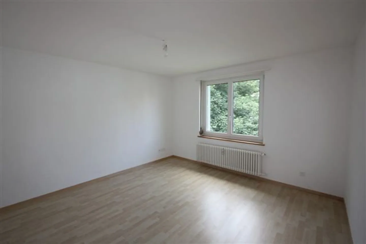 moderne 2 Zimmerwohnung mit Balkon! - Foto 4 von 4
