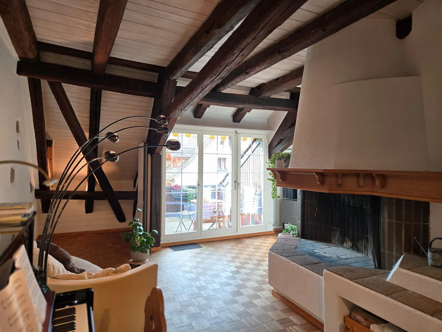 Stylish 4.5 Room Apartment in the Heart of Schaffhausen - Photo 3 of 11