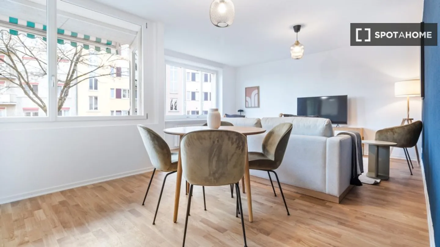 Apartment for rent - Photo 1 of 13