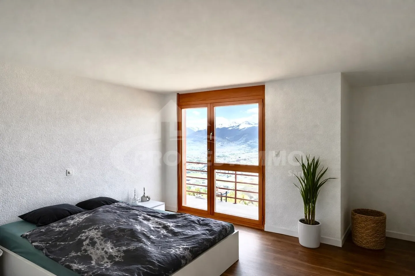 DETACHED HOUSE WITH BREATHTAKING PANORAMA OVER THE PLAIN - Photo 5 of 10