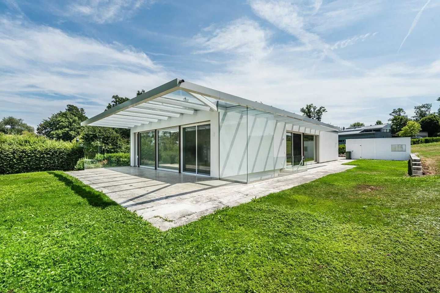 Sogno abitativo con accesso al lago - Foto 1 di 15