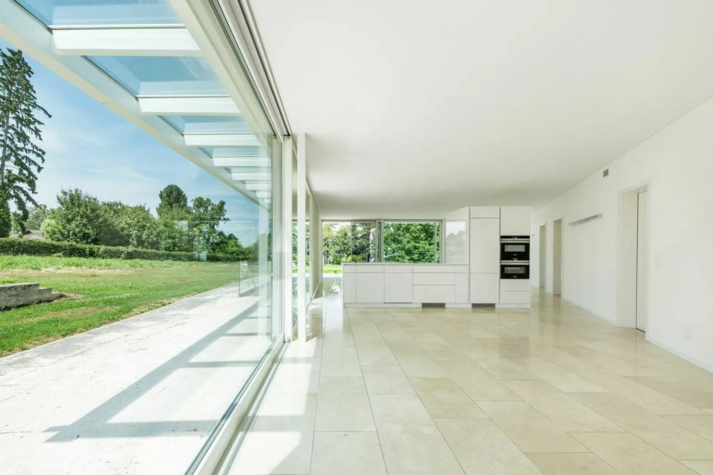 Sogno abitativo con accesso al lago - Foto 4 di 15